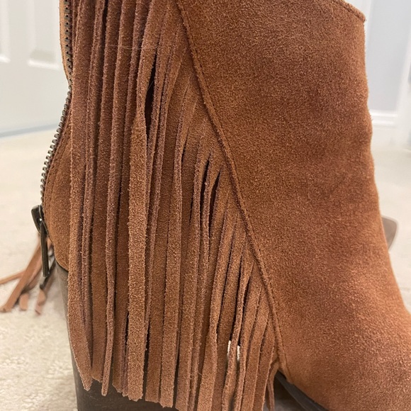 Steve Madden boots - Picture 2 of 3